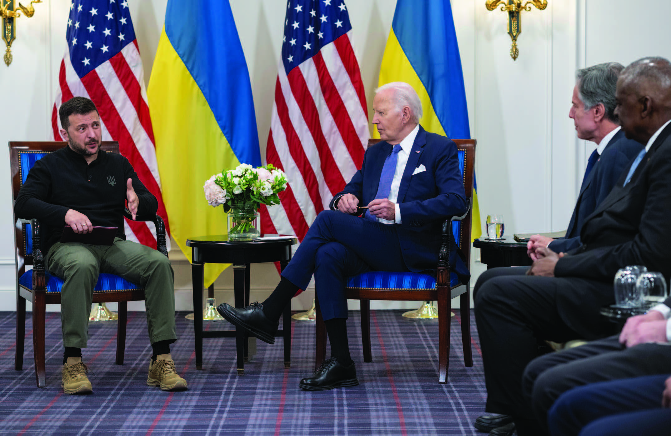 President Biden hosts bilateral exchange with Ukrainian President Volodymyr Zelensky in Paris, France, June 7, 2024 (DOD/Alexander C. Kubitza)